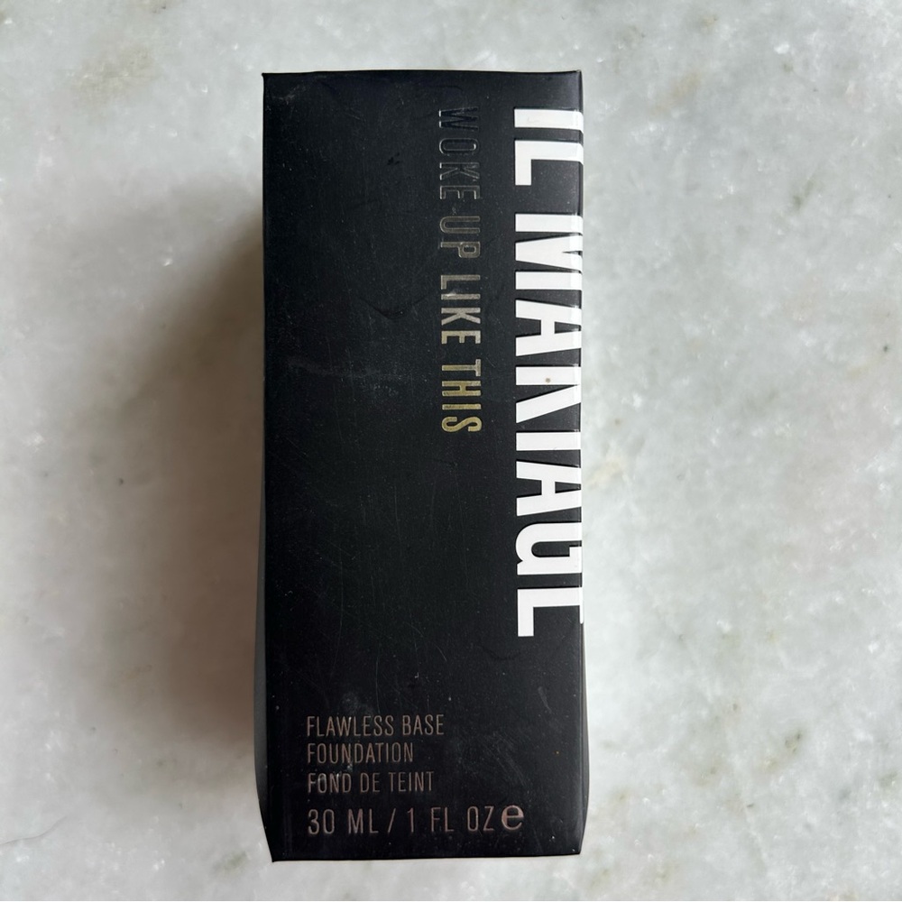 NWT - IL MAKIAGE Flawless Base Foundation